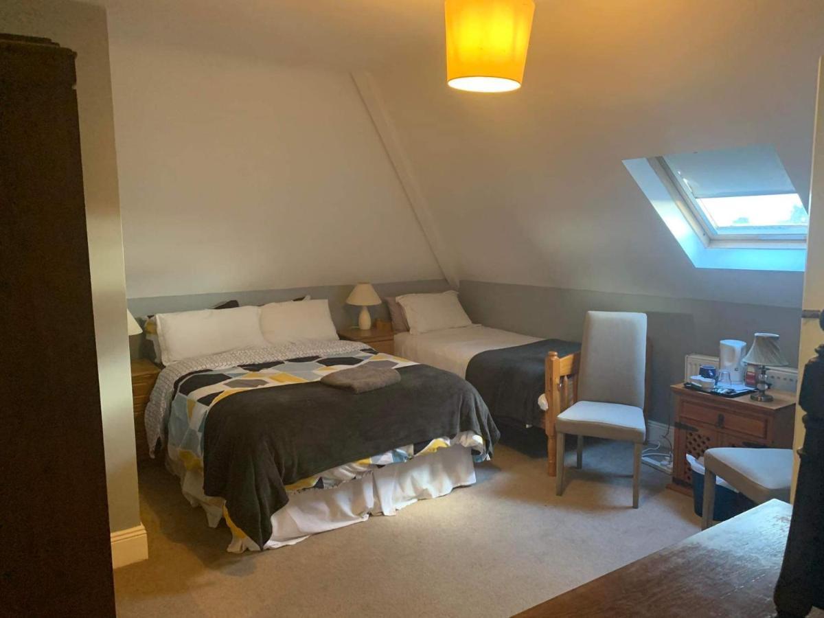 The Curragh Country House Accommodation Newbridge  Dış mekan fotoğraf